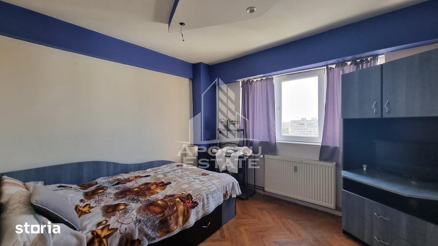 Apartament cu 3 camere decomandat în Circumvalațiunii