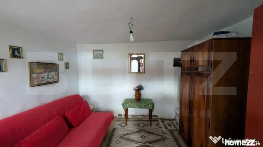 Casă cu 3 camere cu Teren 3266 Mp în Malu cu Flori