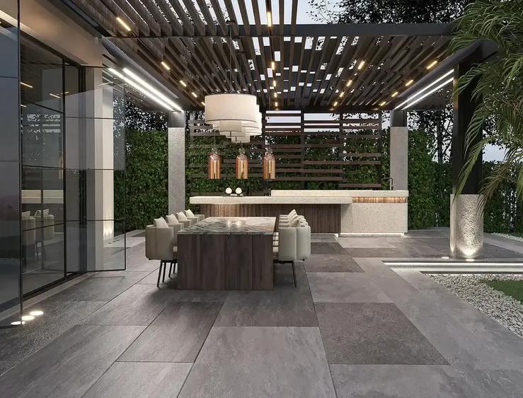 Apartament cu 4 camere decomandat în Titan