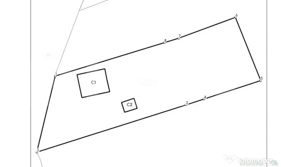 Casă cu 3 camere cu Teren 1100 Mp în Central