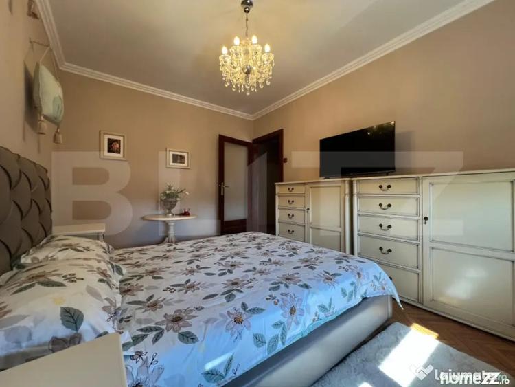 Apartament cu 3 camere decomandat în Ultracentral