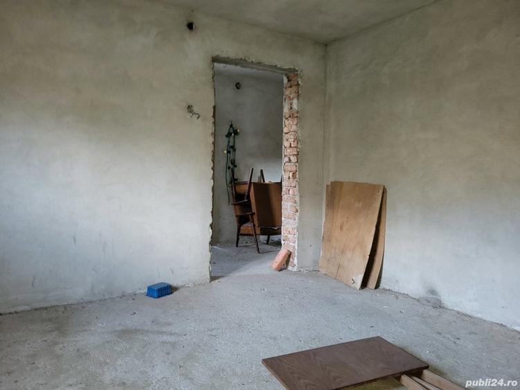 Casa caramida 3 camere teren 1629 mp Burlusi investitie Bucuresti - 1