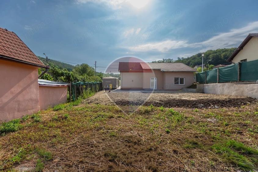 Casa renovata total cu 545 mp teren - Angarul de Sus - Medias - 3