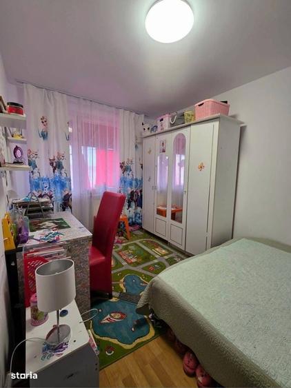 Apartament cu 4 camere decomandat în Ultracentral