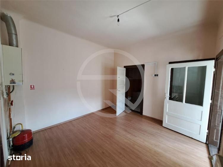 Casă cu 2 camere semidecomandat cu Canalizare în Gheorgheni