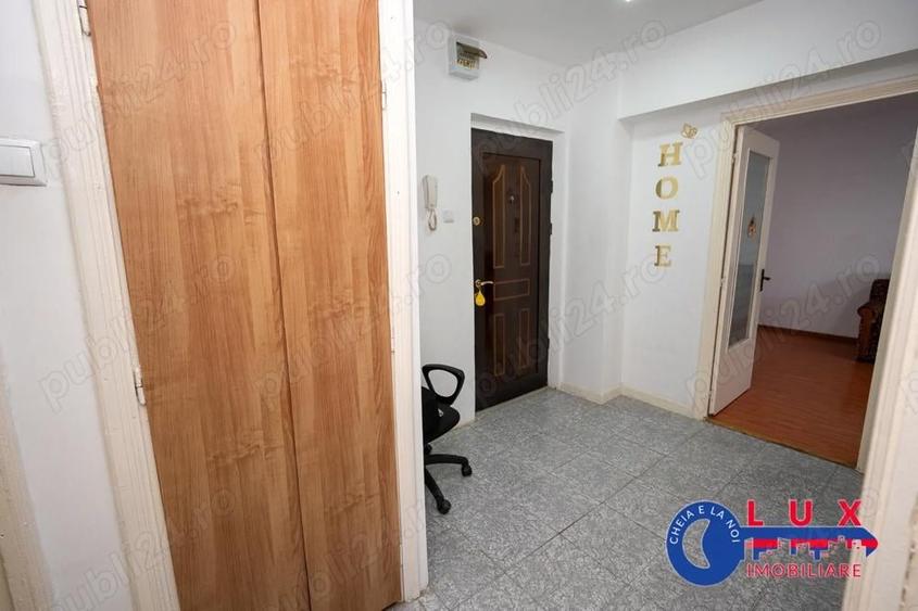 Apartament cu 2 camere decomandat în Babadag