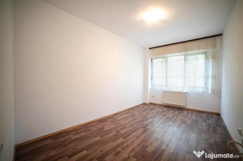 Apartament cu 2 camere semidecomandat în Ferentari