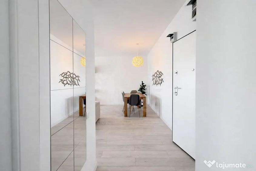 Apartament cu 2 camere decomandat în Vest
