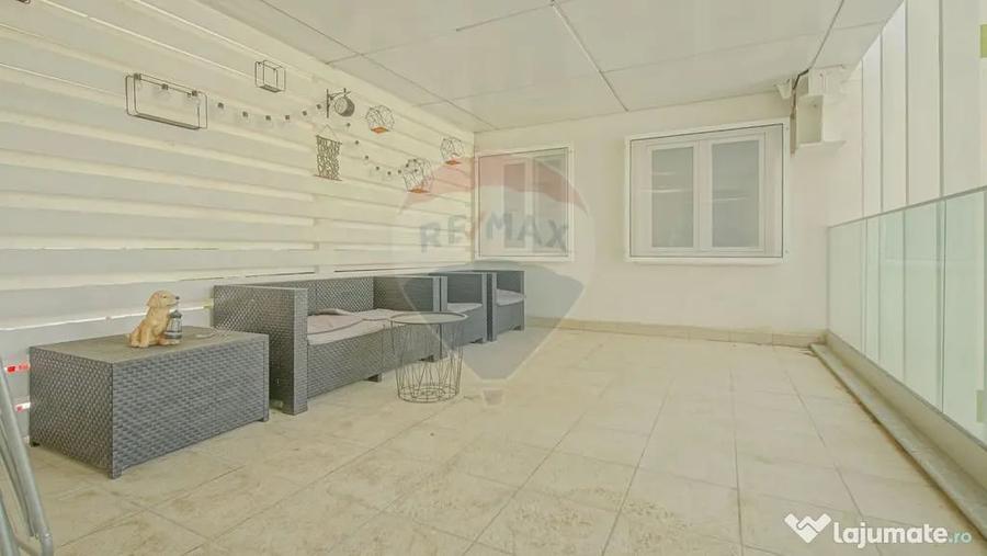 Apartament cu 2 camere decomandat în Central