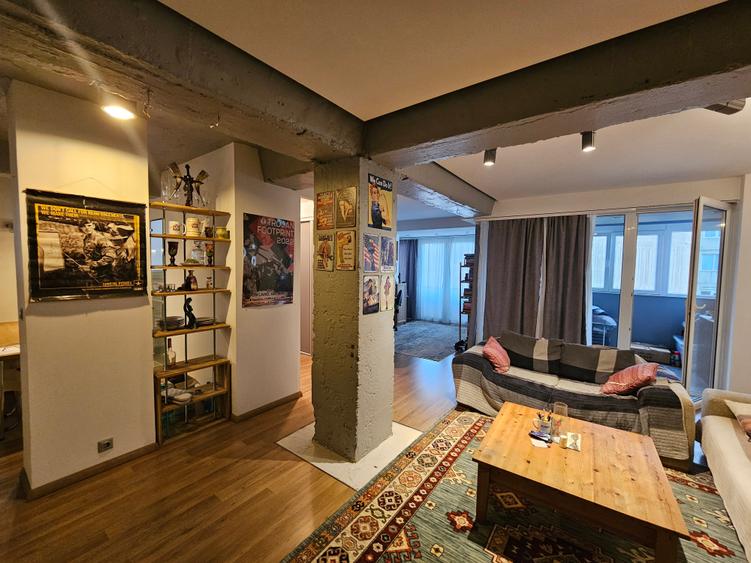 Apartament cu 3 camere semidecomandat în Gheorghe Lazăr