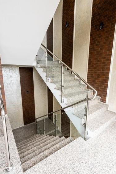 Spațiu comercial, de 1,078 mp, în Central