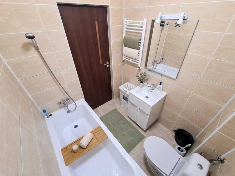 Apartament cu 2 camere decomandat în Exterior Vest