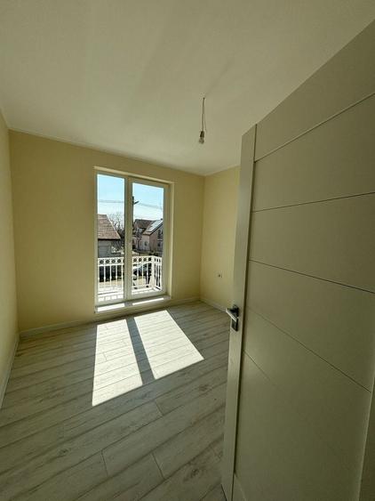 Casă individuală cu 4 camere decomandat cu Teren 501 Mp în Moșnița Veche