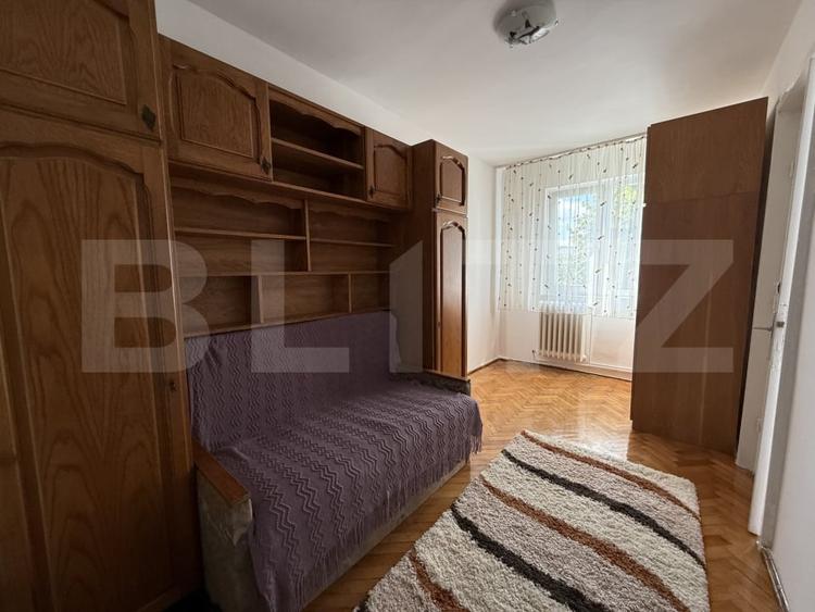 Apartament cu 2 camere semidecomandat, mobilat în Micro 14