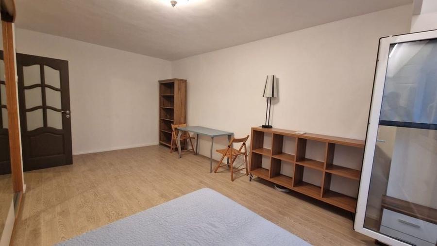Garsonieră în Luminiș