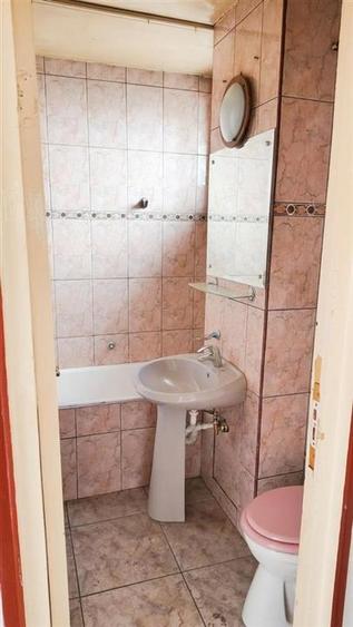 Apartament cu 3 camere decomandat în Nufărul