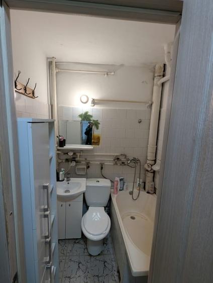 Apartament cu 2 camere semidecomandat, mobilat în Valea Rosie