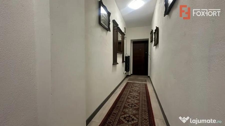 Apartament cu 2 camere decomandat, mobilat în Central