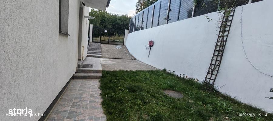 Casă cu 4 camere cu Teren 200 Mp în Ruginoasa