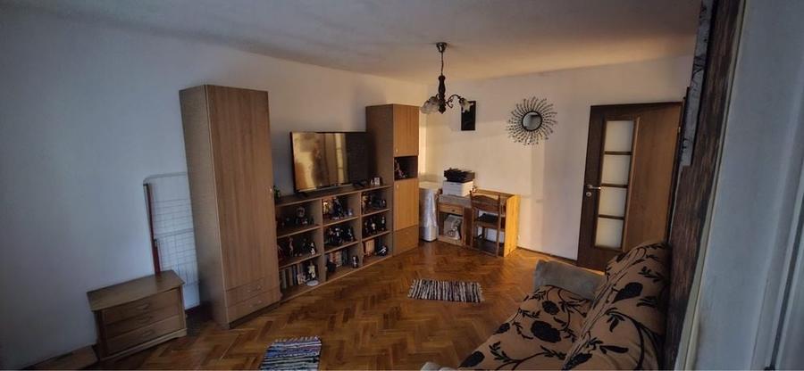 Apartament cu 3 camere decomandat în Gării