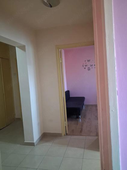 Apartament cu 2 camere decomandat în Sud
