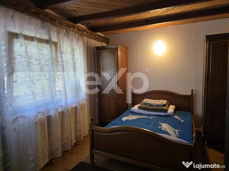 Casă cu 7 camere cu Teren 789 Mp în Voineasa