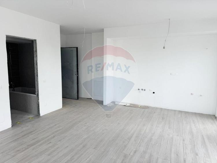 Apartament cu 2 camere decomandat în Obor