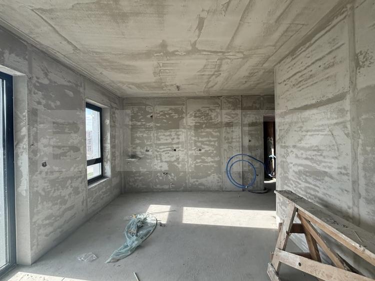 Apartament cu 3 camere decomandat în Micro 17