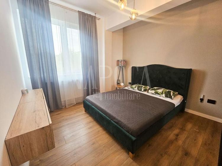 Apartament cu 3 camere semidecomandat în Florești