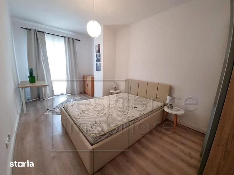 Apartament cu 3 camere semidecomandat, mobilat în Bună Ziua
