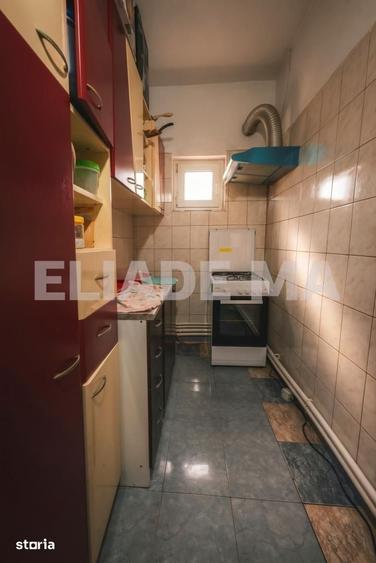 Casă cu 4 camere cu Teren 1054 Mp în Tuzla