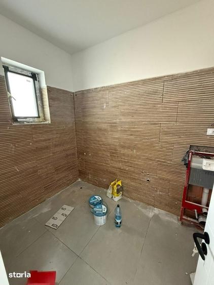 Casă cu 4 camere cu Teren 400 Mp în Clinceni