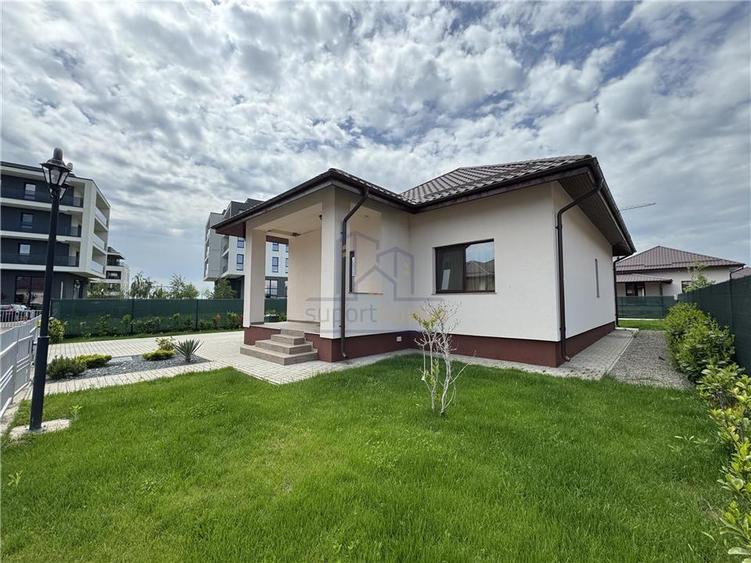 Casă individuală cu 3 camere cu Teren 1000 Mp în Păulești