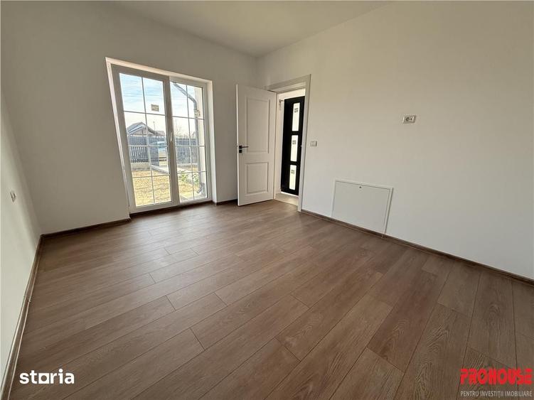 Casă cu 3 camere cu Teren 350 Mp în Hemeiuș