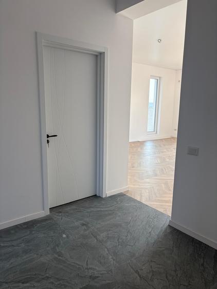 Casă individuală cu 4 camere cu Teren 371 Mp în Berceni
