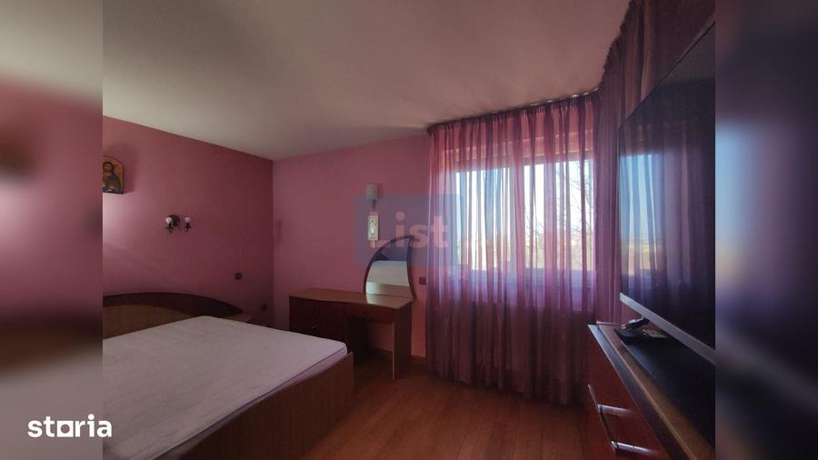 Casă cu 3 camere cu Canalizare în Făget