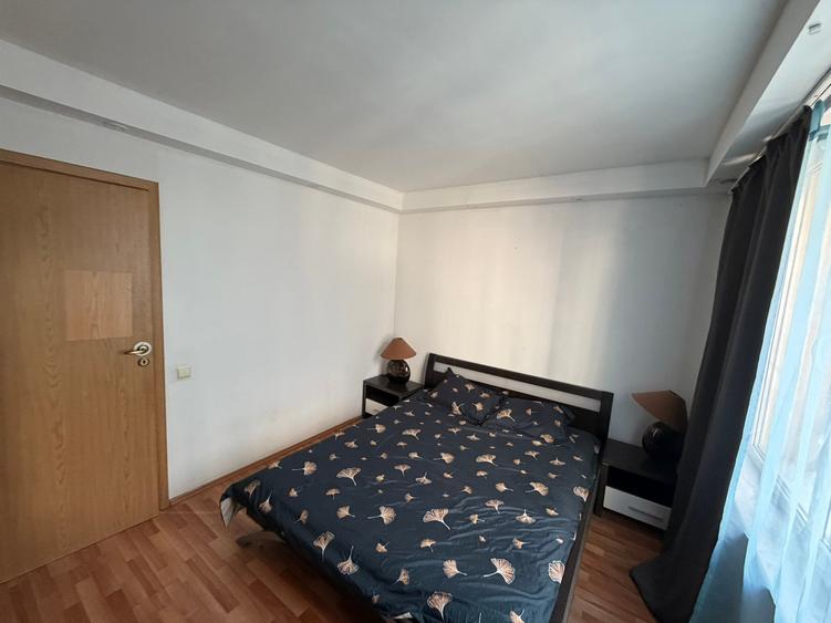 Apartament cu 2 camere semidecomandat, mobilat în Calea Victoriei