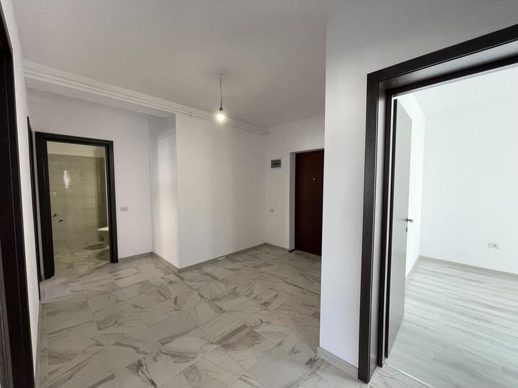 Apartament cu 3 camere decomandat în Sânpetru