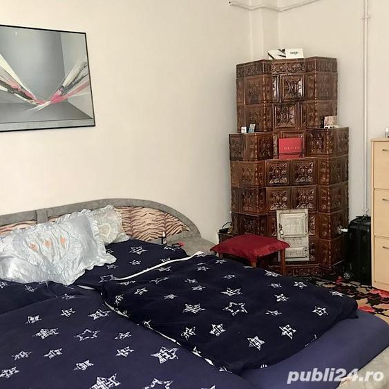 Casă cu 8 camere cu Teren 776 Mp în Urlați