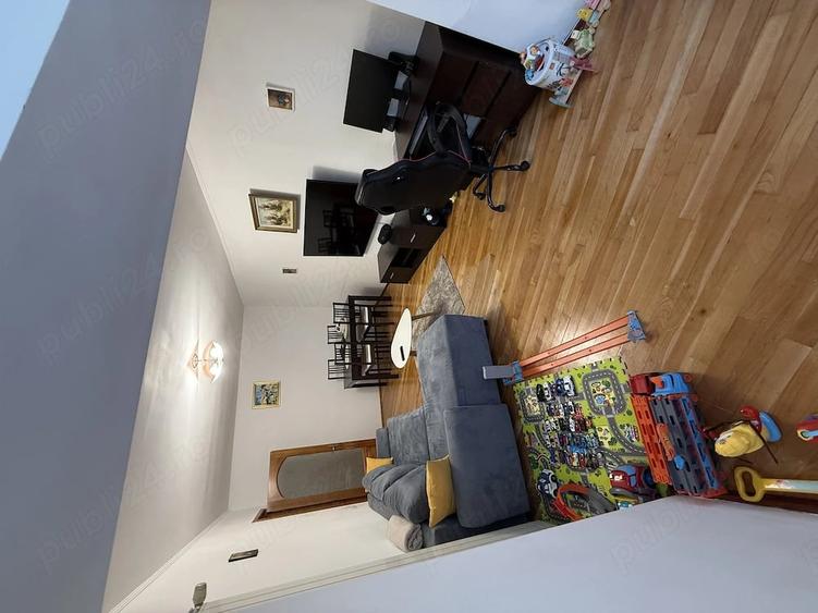 Apartament cu 3 camere decomandat în Lacul Tei