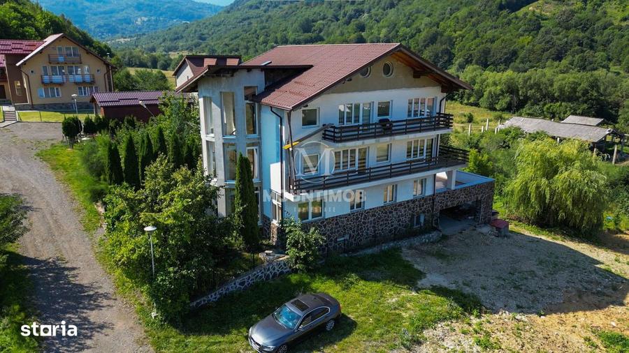 Spațiu comercial, de 520 mp, în Cheile Râșnoavei