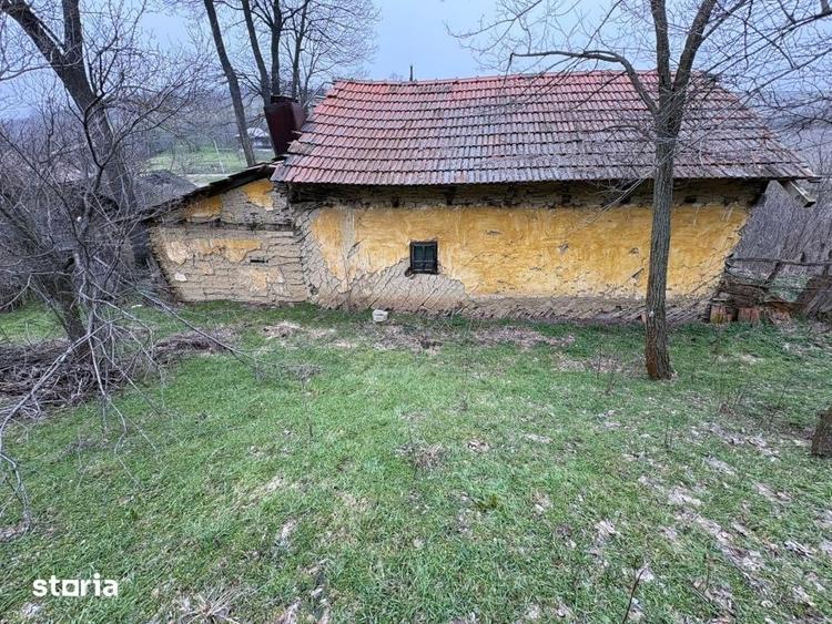 Teren de 2038 mp, în Ghercești