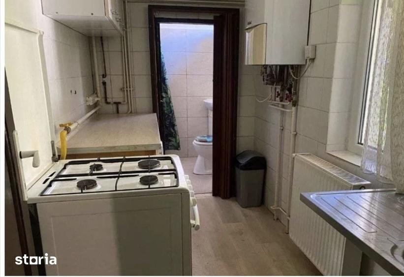 Casă cu 2 camere decomandat cu Teren 65 Mp în Foișorul de Foc