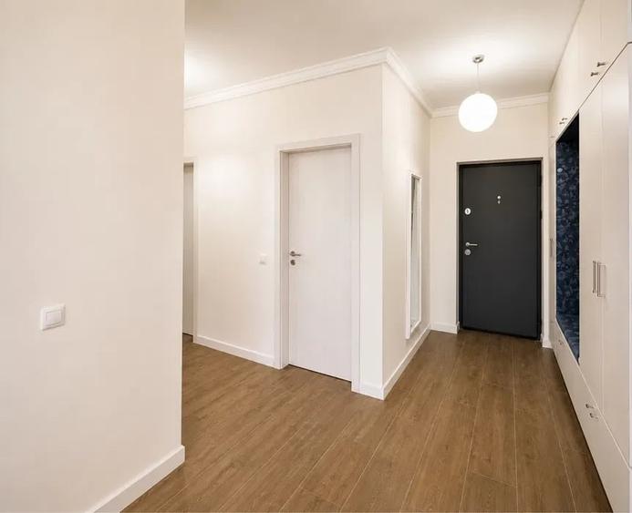 Apartament cu 3 camere decomandat, mobilat în Chinteni