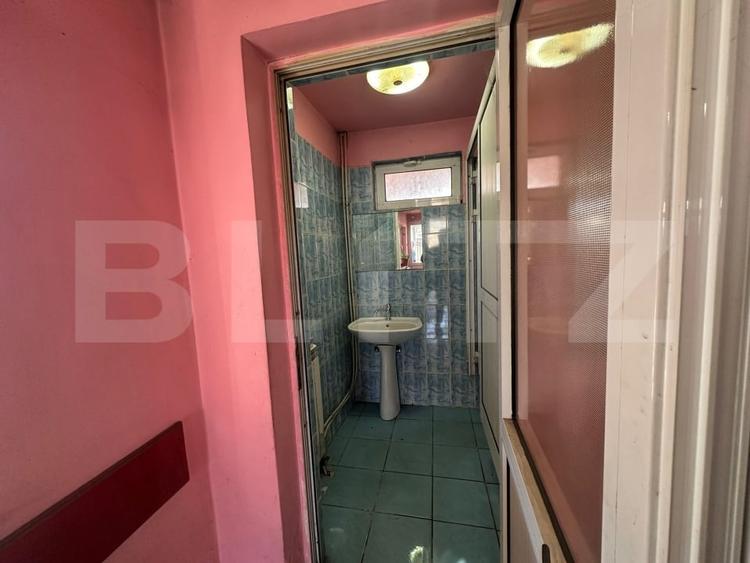 Spațiu comercial, de 85 mp, în Exterior Vest
