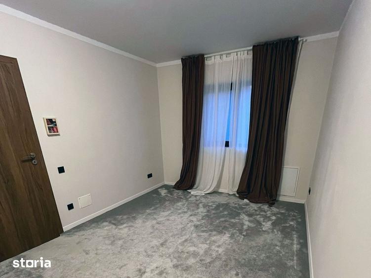 Casă individuală cu 3 camere cu Canalizare în Tunari