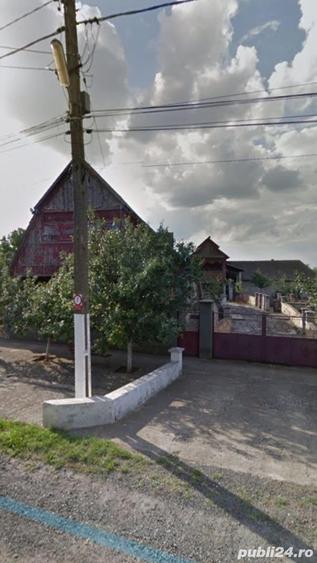 Casă în Seceani