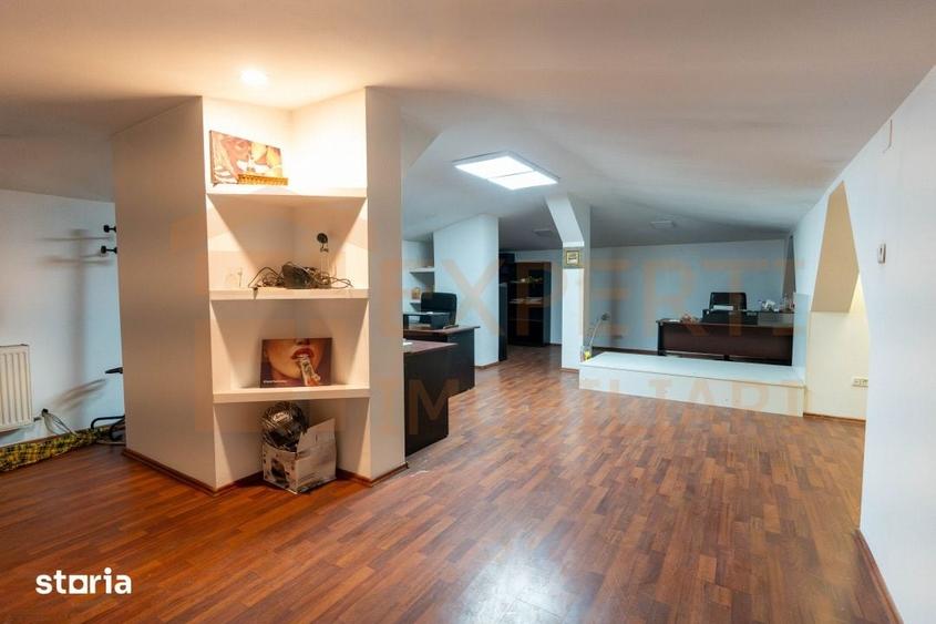 Casă cu 10 camere cu Teren 1268 Mp în Centrul Civic