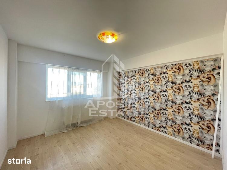 Apartament cu 4 camere în Soarelui