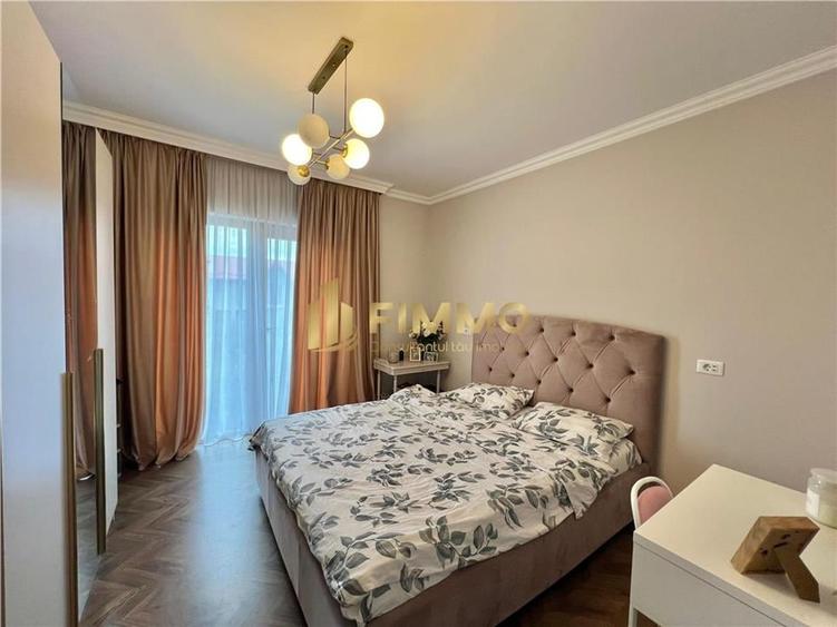 Casă individuală cu 7 camere cu Teren 800 Mp în Sfântu Ilie